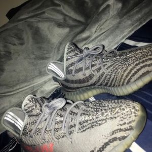 Yeezy 350 Boost V2 Beluga